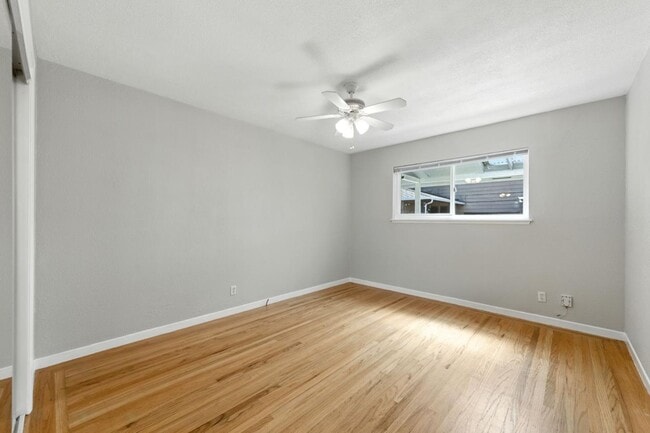 Building Photo - 1123 Hudson St