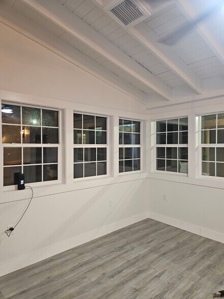 Building Photo - 2608 Horseshoe Dr