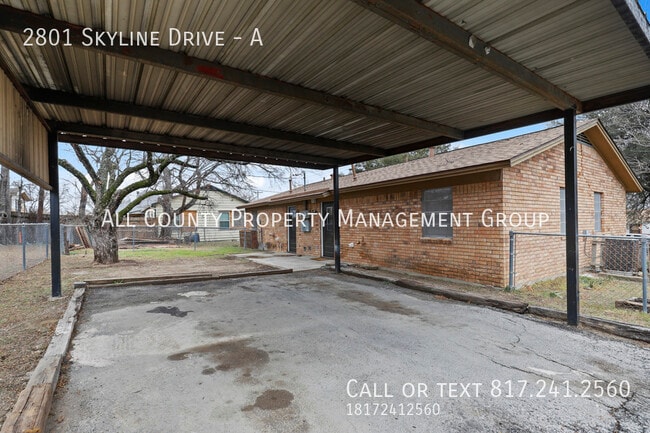 Building Photo - 2801 Skyline Dr