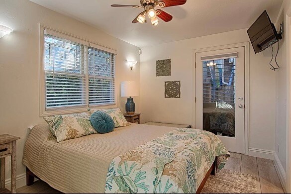 Bedroom - 307 Capitola Ave