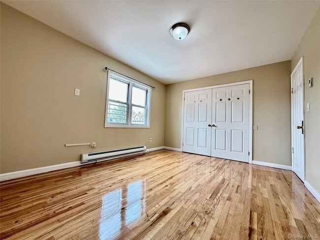 Building Photo - 20-14 College Point Blvd