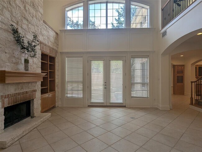 Building Photo - 11301 Taylor Draper Ln