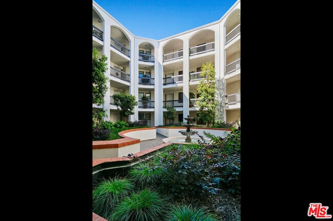 Building Photo - 2131 Century Park Ln