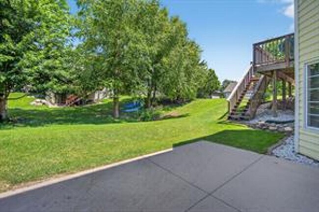 Building Photo - Spacious 5-Bed Walkout Home with Over 3,500 Sq. Ft. of Living Space