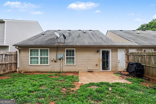 Building Photo - 413 Erin Ct
