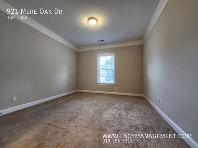 Building Photo - 921 Mere Oak Dr