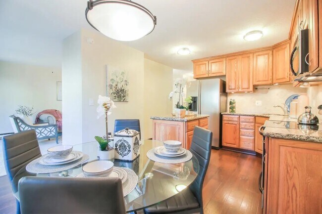 Building Photo - 1391 Gazdar Ct