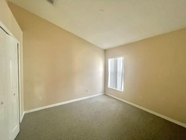 Building Photo - Orlando - 3 Bedroom, 2 Bathroom Single Fam...