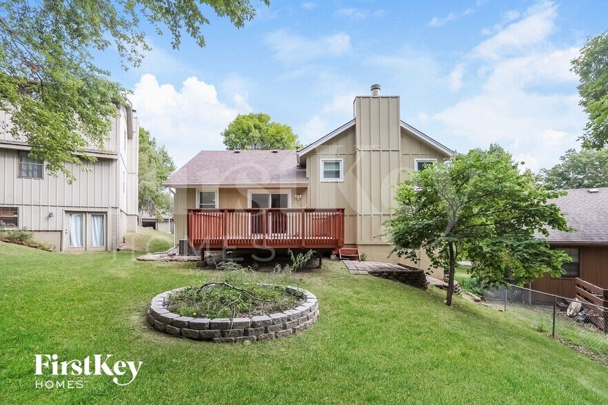 Building Photo - 1105 NW 66th Terrace