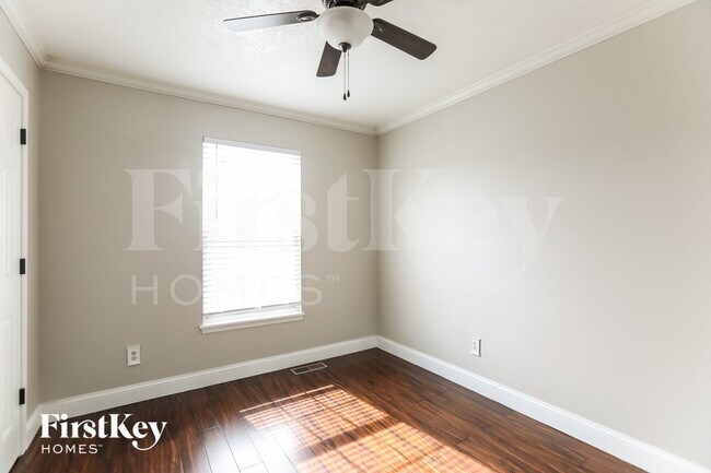 Building Photo - 3612 NE 81st Terrace