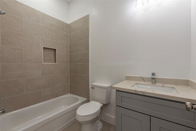 Building Photo - 9727 A/B Cargill St