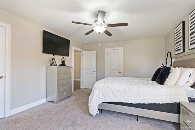 Building Photo - 522 Jeffrey Dr