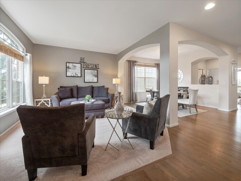 Building Photo - 1048 Orion Way