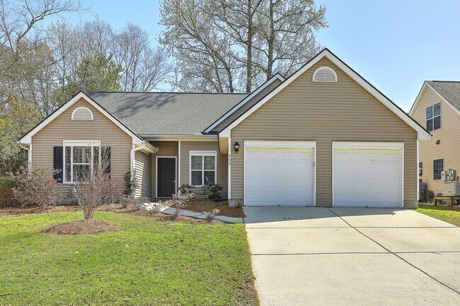 Building Photo - Gorgeous Home in Mt Pleasant's Belle Hall!