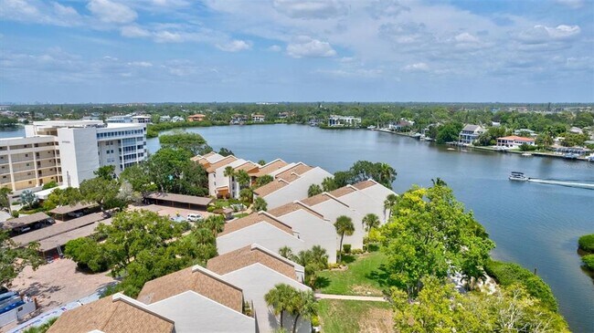 Building Photo - 1700 Cove II Pl