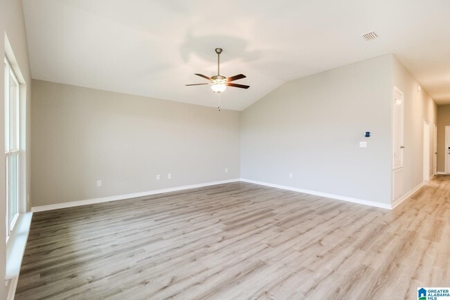 Building Photo - 1162 Hayward Lp