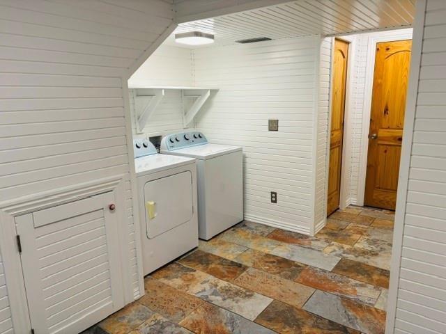 Building Photo - 700 E Edna St