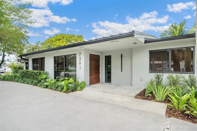 Building Photo - 7291 SW 129th St