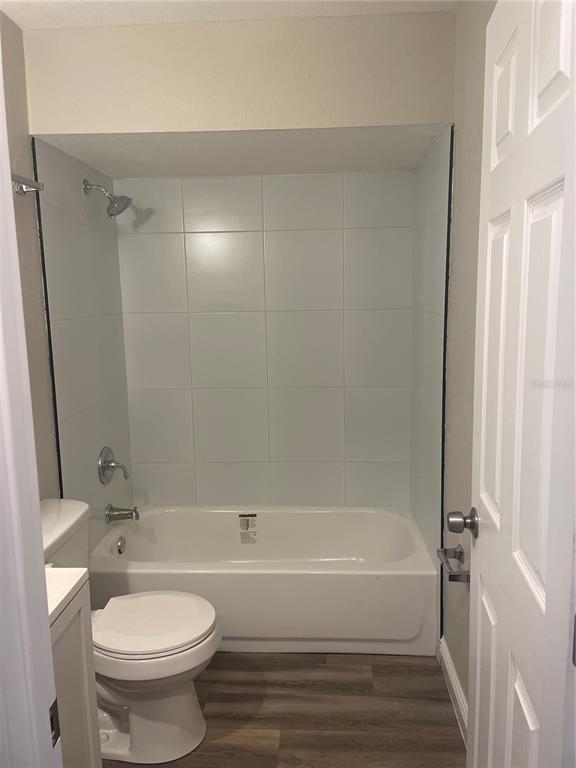 Building Photo - 2403 Lisa St