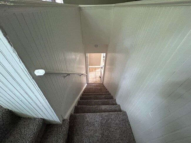 Building Photo - 1214 Iliff Ave