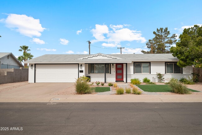 Building Photo - 2546 N 69th Pl