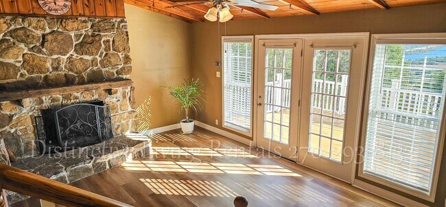 Building Photo - Stunning River & Mountain Views in South Pittsburg, Tennessee