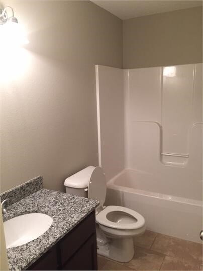 Building Photo - 2904 SW Amberwood Ave