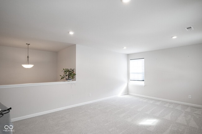 Building Photo - 453 Gathering Ln