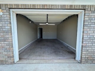 Building Photo - 703 Ave C S