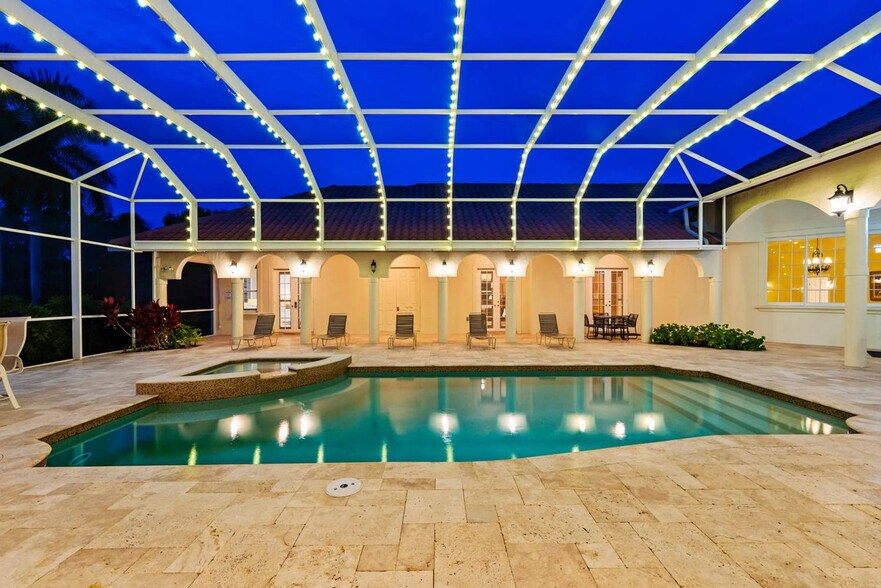 Building Photo - 2225 23rd St SW