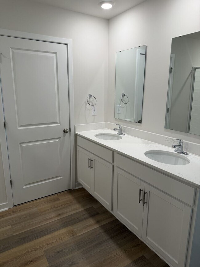 Building Photo - New Construction 5BR/3BA Home in Gastonia!