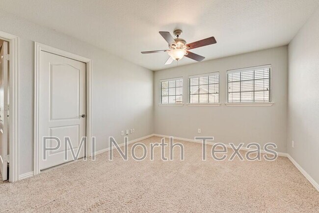 Building Photo - 11644 Lenox Ln