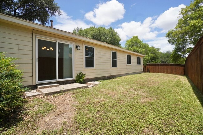 Building Photo - 13102 Staton Dr
