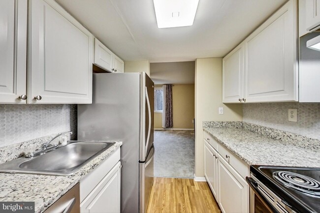 Building Photo - 6510 Overheart Ln