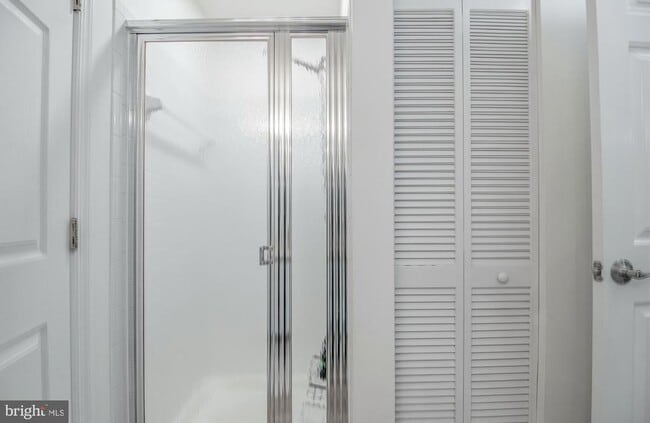 Building Photo - 1066 Gardenview Loop