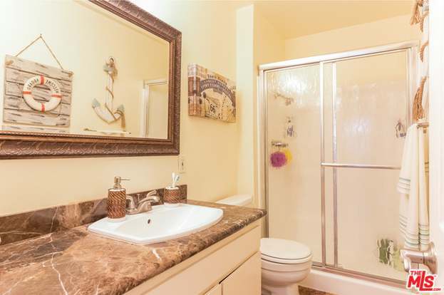 Building Photo - 7765 W 91st St