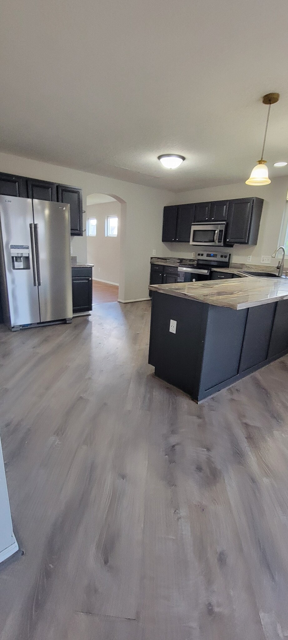 Building Photo - 2806 Fayrdale Dr