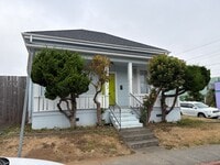 Building Photo - 1489 G St