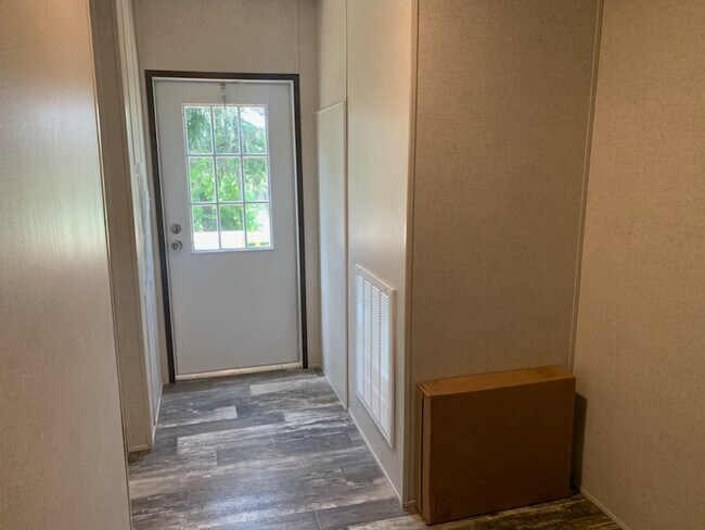 Building Photo - 10830 Libby No 3 Road