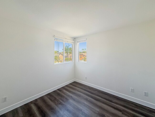 Building Photo - Beautiful 4B/3BA home in Vista for Rent!