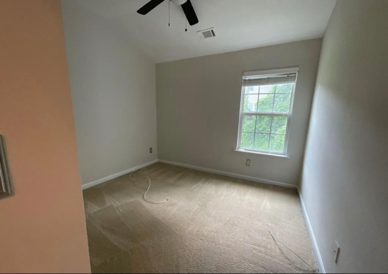 Building Photo - 6941 Rogers Point