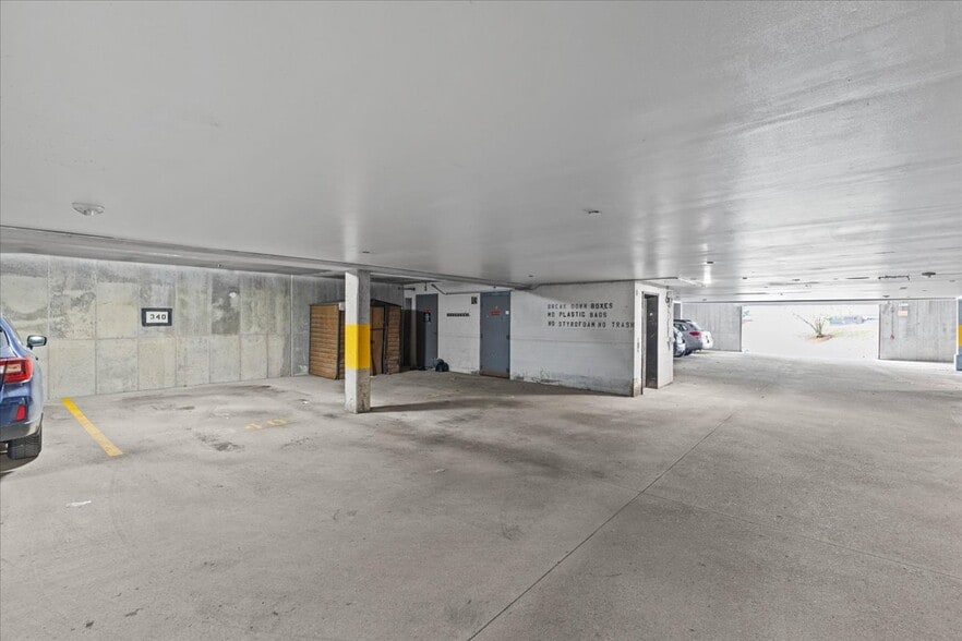 Garage - 340 Hildred Dr