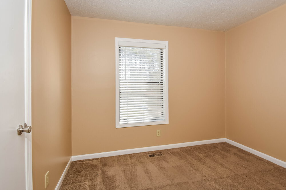 Building Photo - 2990 Fetlock Dr SW