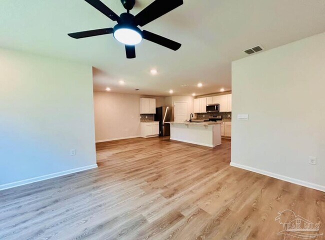 Building Photo - 1928 High Rdg Ct