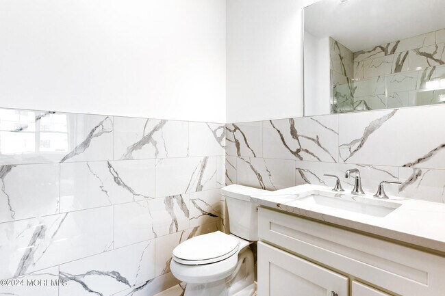 Building Photo - 298 Westwood Ave