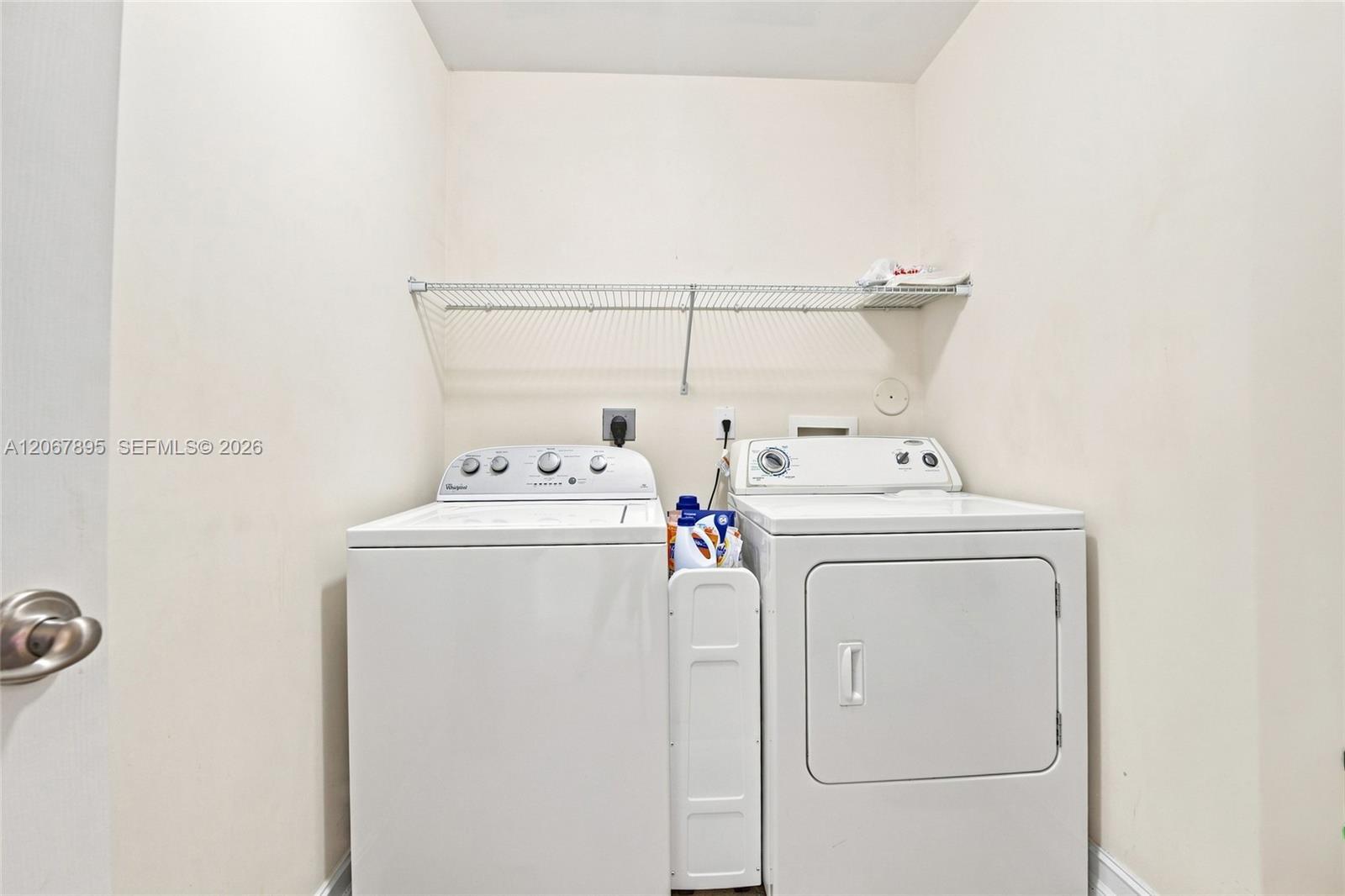 Building Photo - 1419 SW 21st Ct