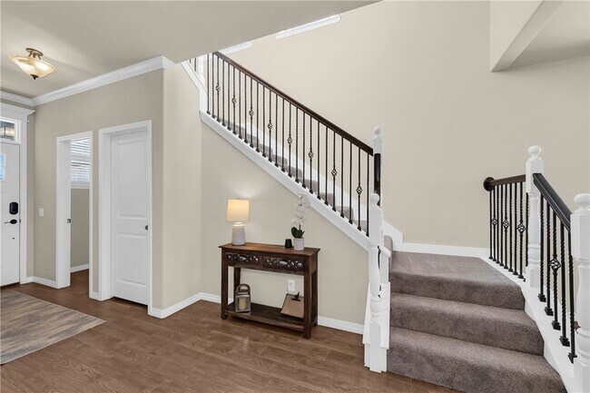 Building Photo - 442 SW Glover St