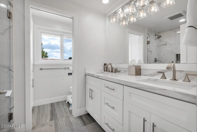 Building Photo - 4066 Calle Del Sol