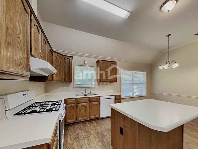Building Photo - 6625 Laurel Valley Dr
