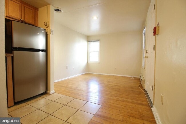 Building Photo - 929 Spruce St